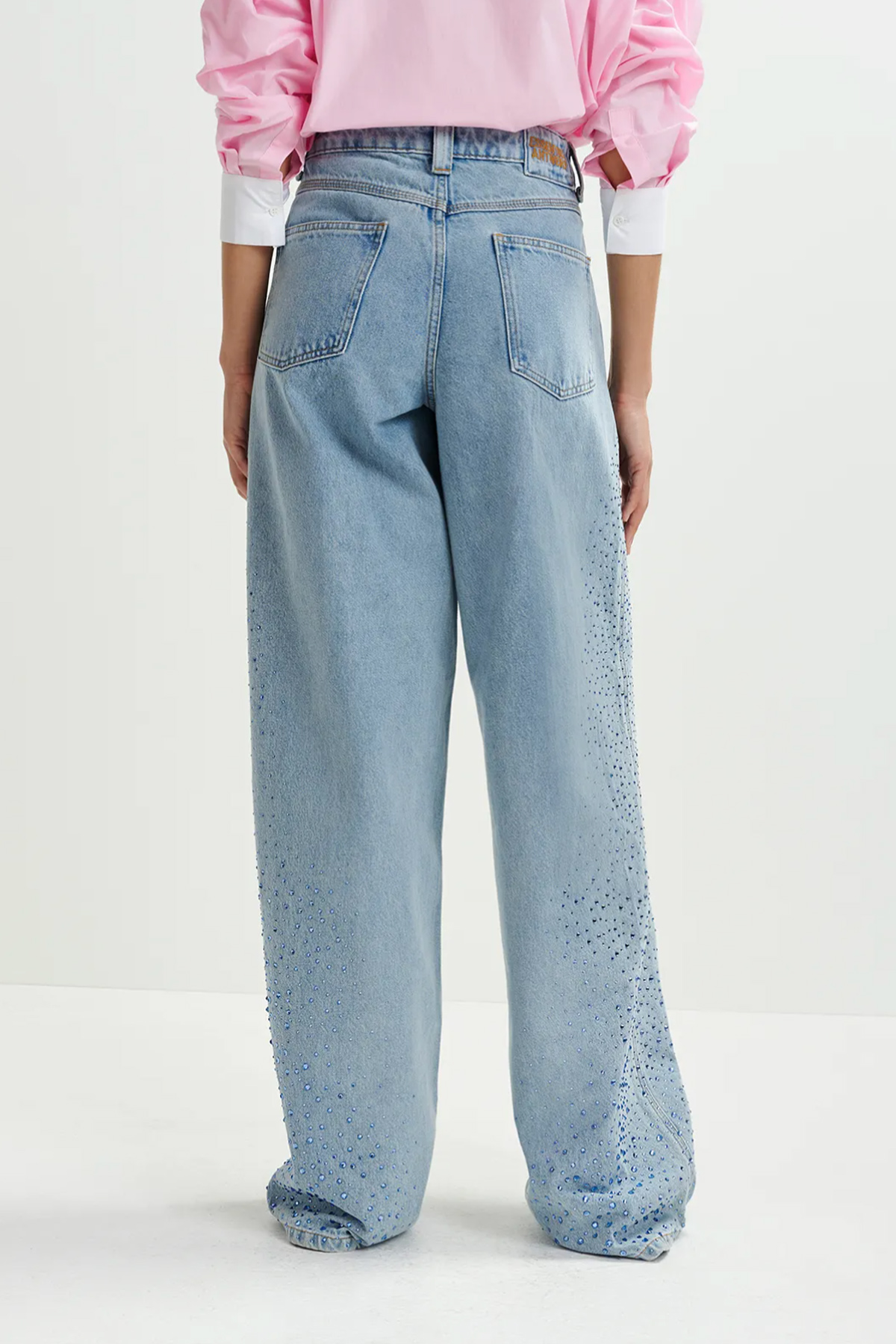 essentiel antwerp jean hit