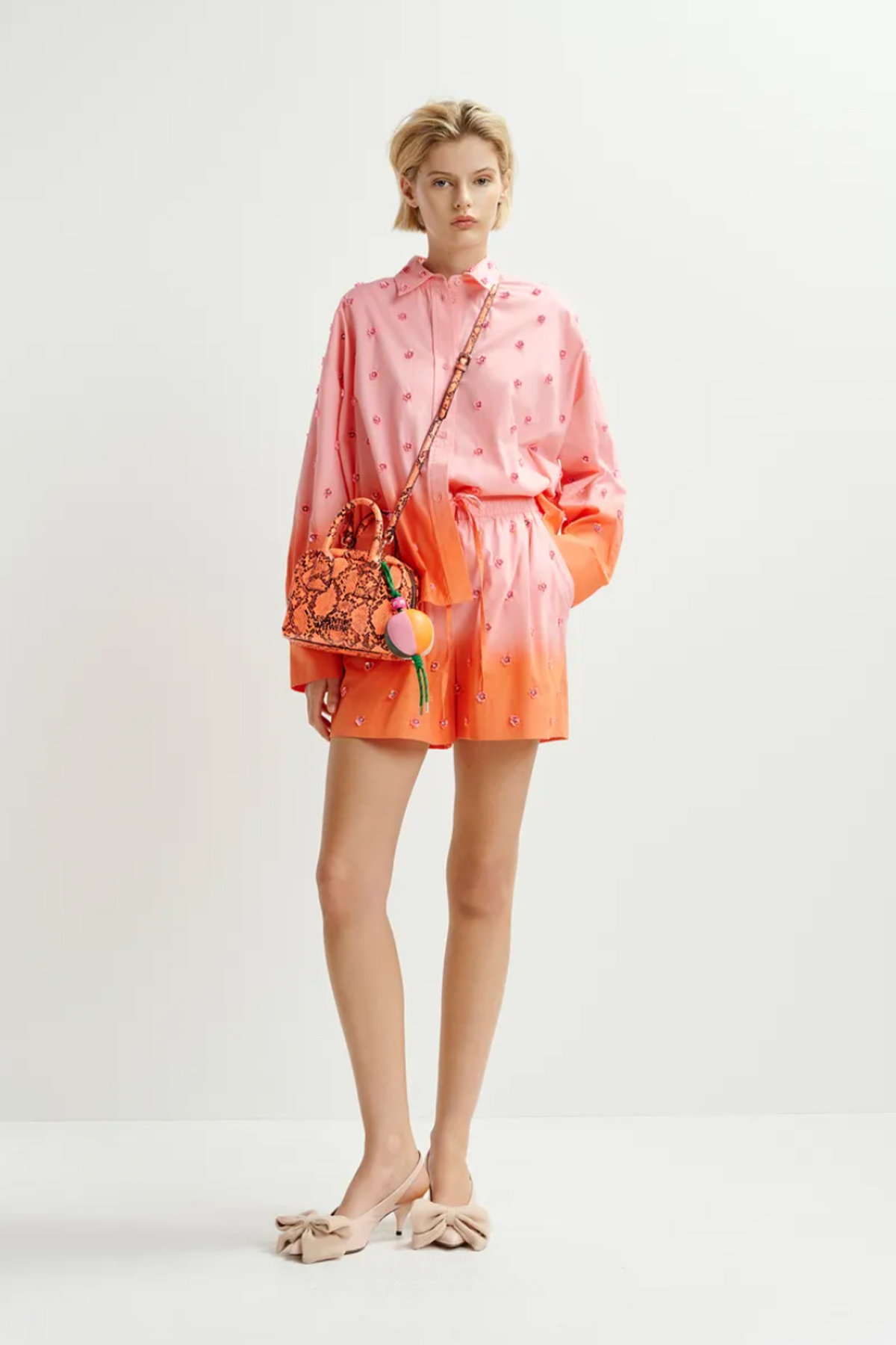 essentiel antwerp short hichigan