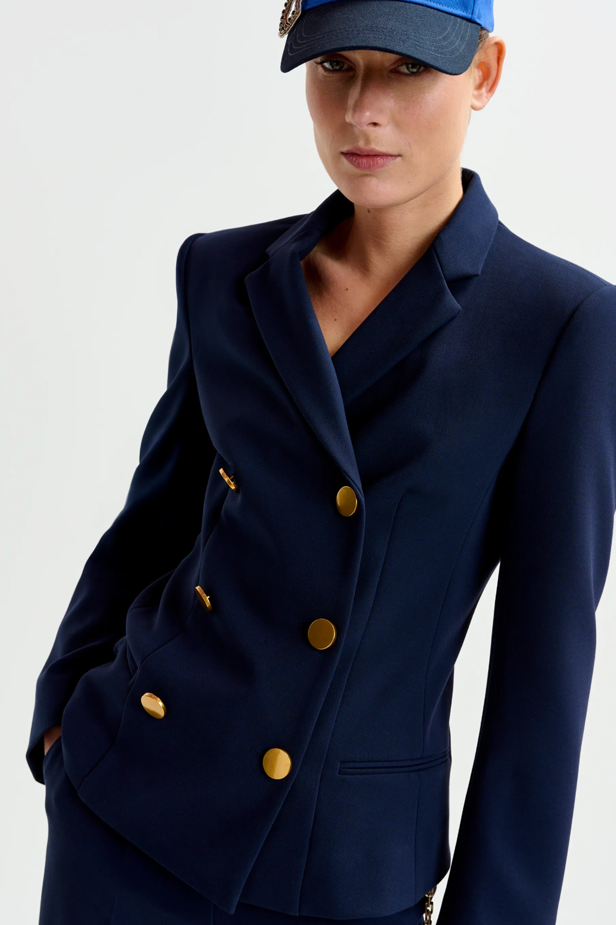 essentiel antwerp veste imo