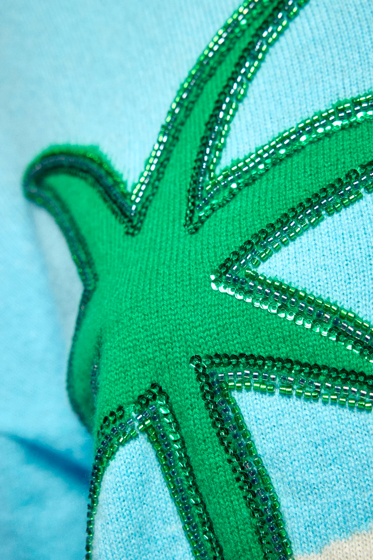 from future pull col rond palmiers