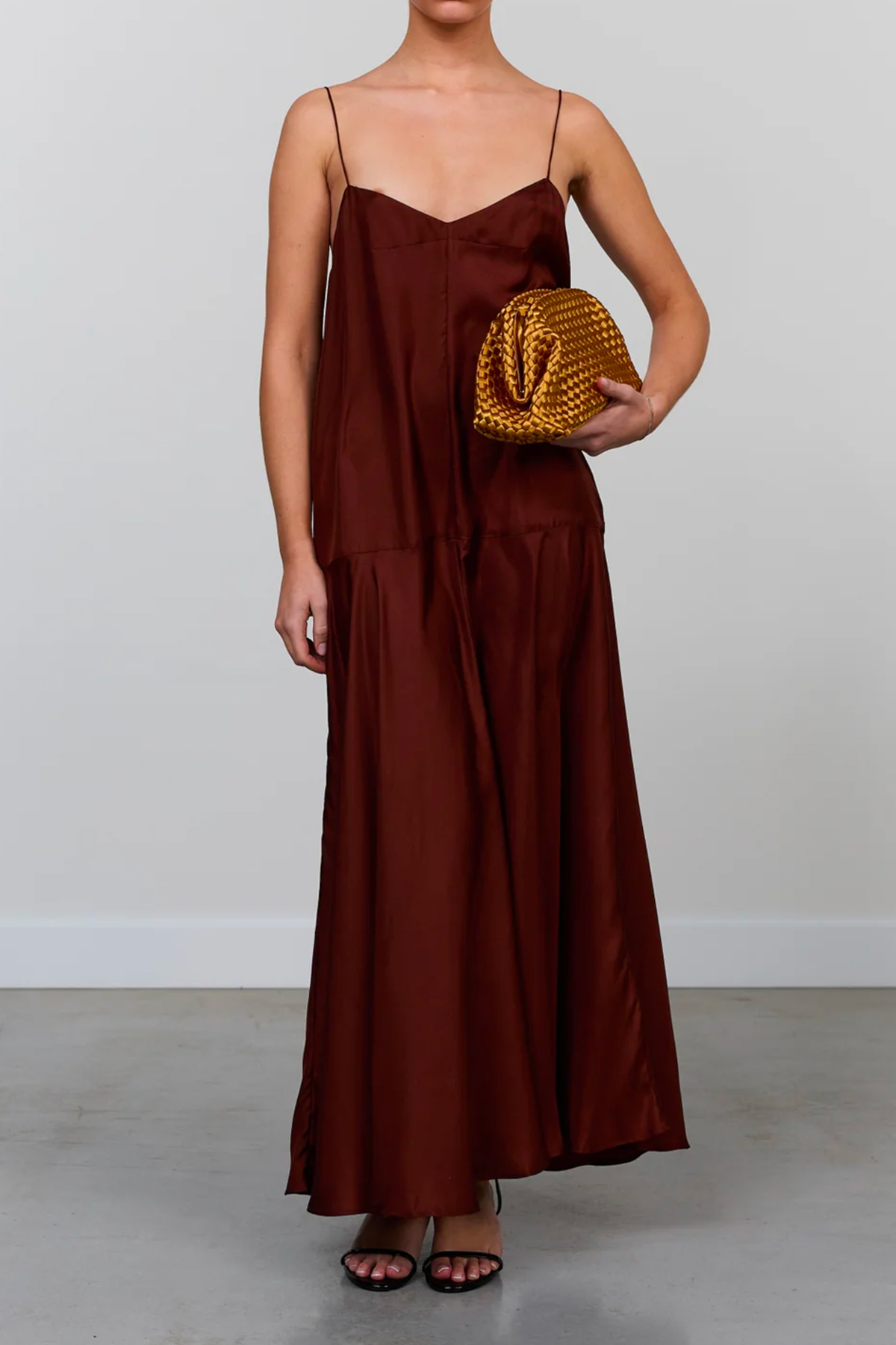 marrea sac marrea pouch golden sun satin