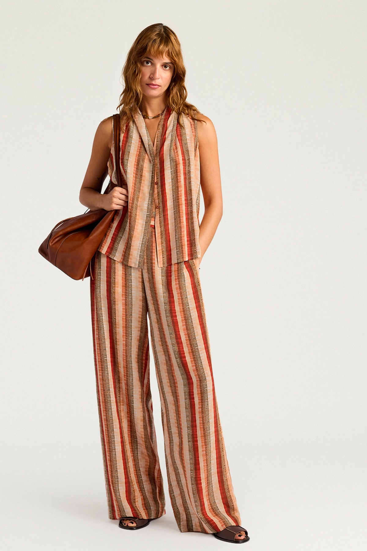 momoni pantalon baccarat