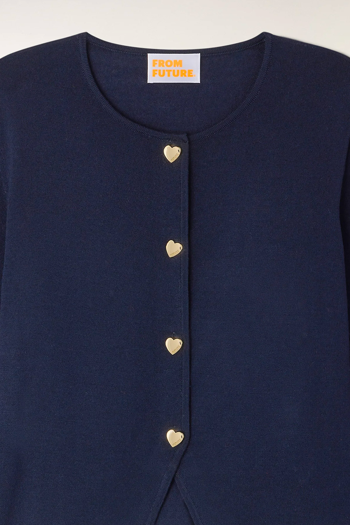 from future pull cardigan boutons coeur