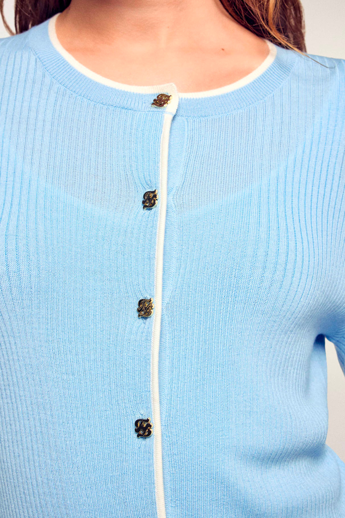 from future pull cardigan boutons plaque doree ff from future pull cardigan boutons plaque doree ff